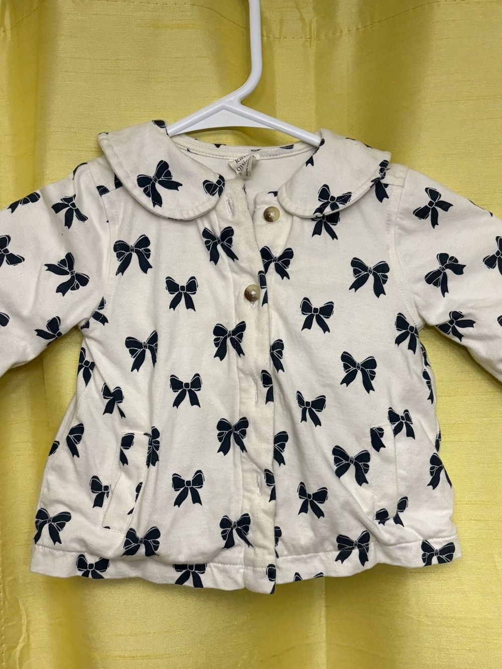kate quinn White Button-Front Jacket with Navy Bow Print